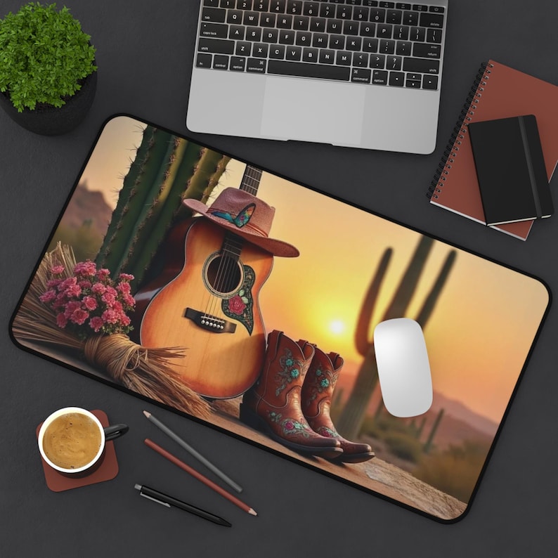 Tech Girl Accessories - Alas Mouse Gitar Gurun, Hadiah Penggemar
