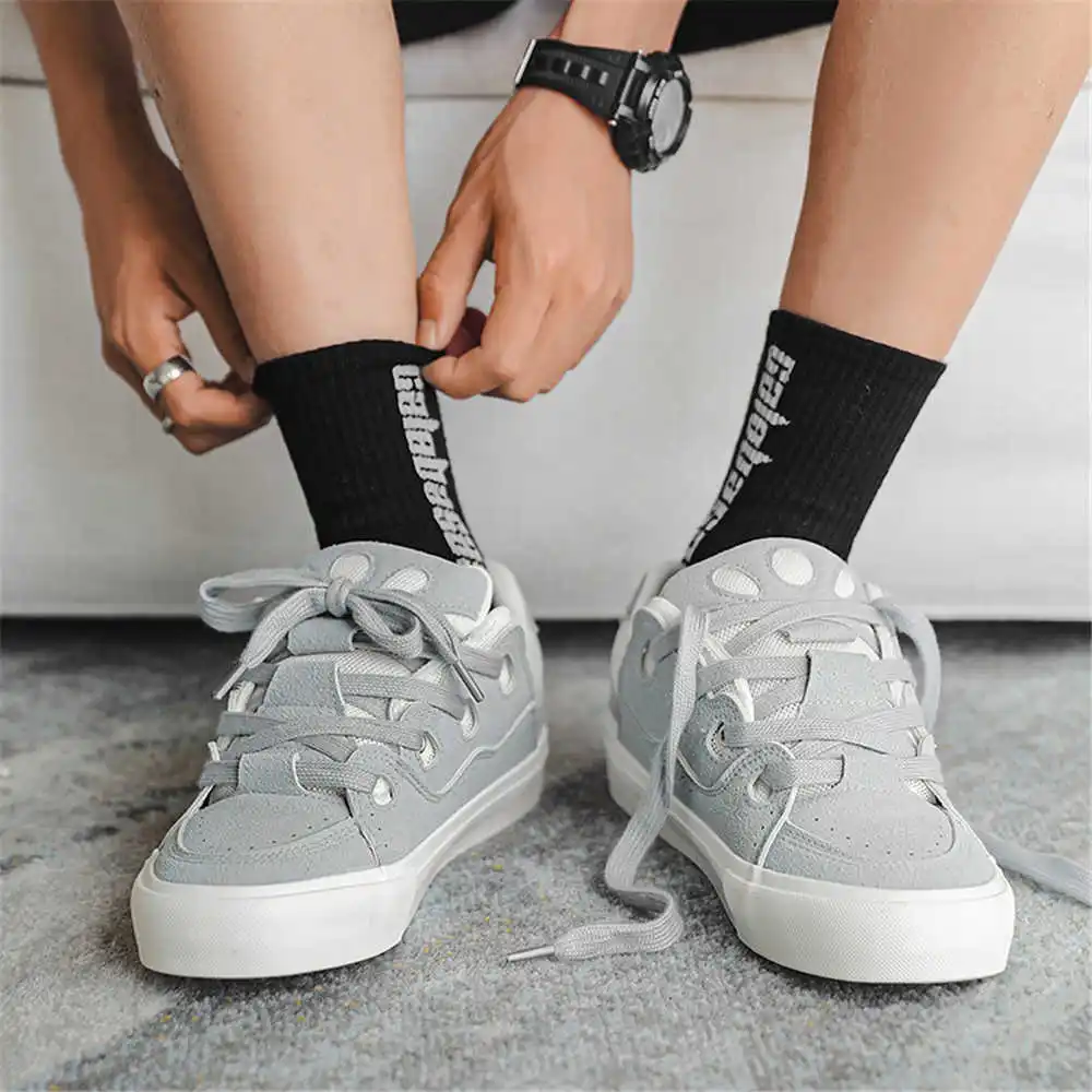 Sepatu bot krem wanita, dengan - Tech Girl Accessories ulasan dan harga